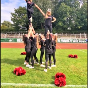 Cheer-Stunt